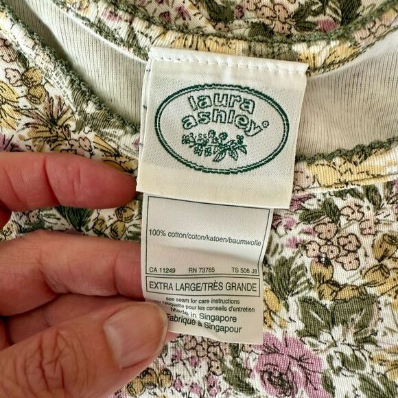 Laura Ashley Vintage Floral Cotton Tee XL – Romantic Cottagecore. - Picture 4 of 6